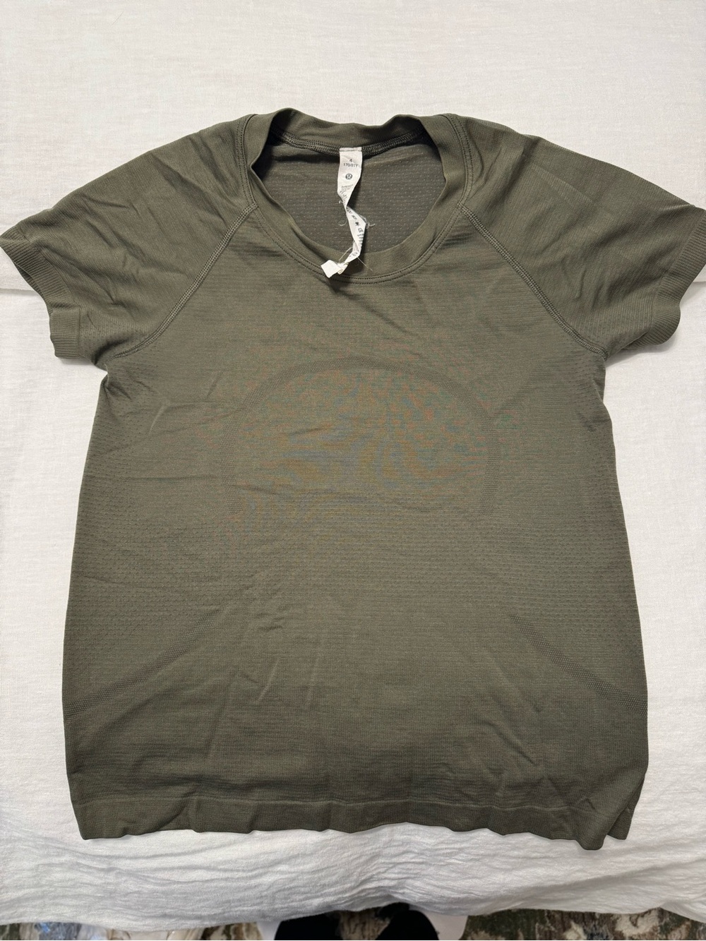 Lululemon workout shirt